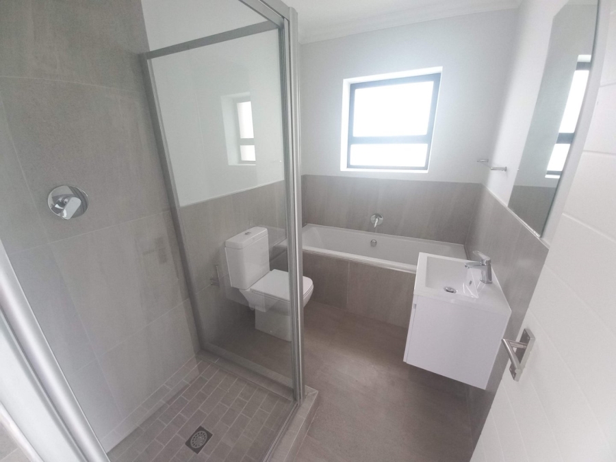 2 Bedroom Property for Sale in Table View Western Cape